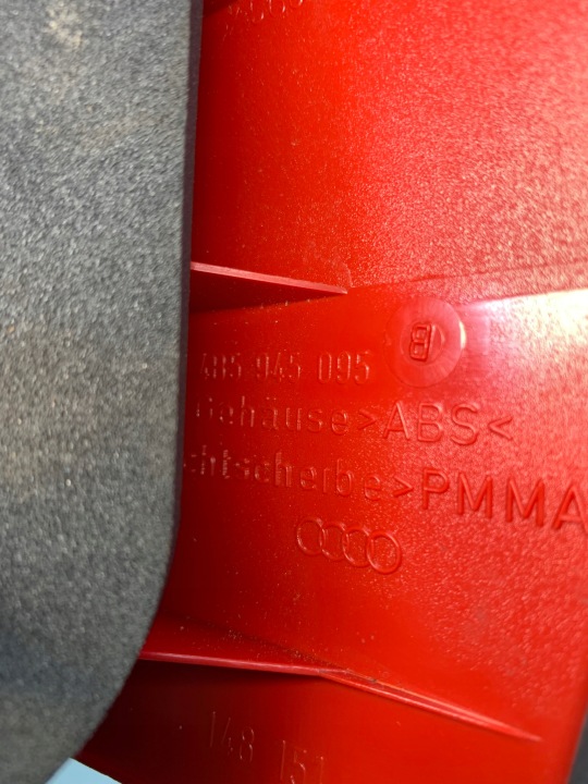 AUDI A6 C5 BERLINE PHARE ARRIÈRE GAUCHE ARRIÈRE 4B5945095