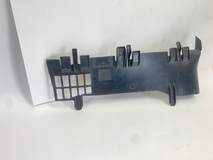 PROTECTION INFÉRIEURE TABLEAU DE BORD INSTRUMENTATION SUR PIEDS PASSAGER MERCEDES W124 1246894108