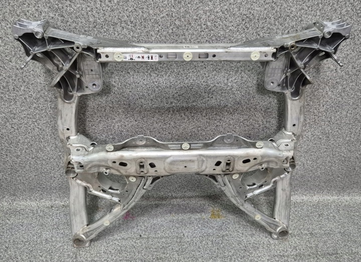 CHÂSSIS CHÂSSIS BERCEAU POUTRE AVANT BMW G31 G30 G11 G12 G14 G32 6861106 ORIGINAL