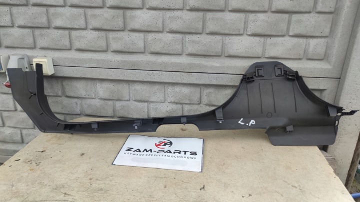 MOULURE SEUIL GAUCHE AVANT OPEL CORSA D 5D 13180615