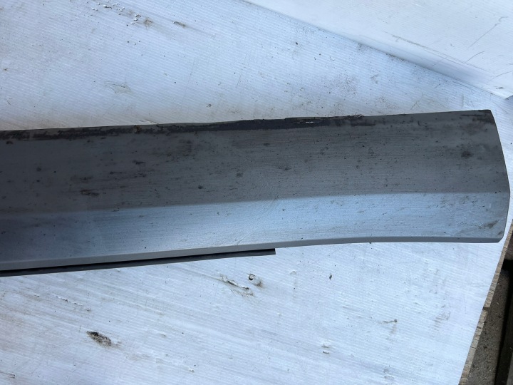 VOLVO V90 16- MOULURE SEUIL EXTÉRIEUR GAUCHE 31386125