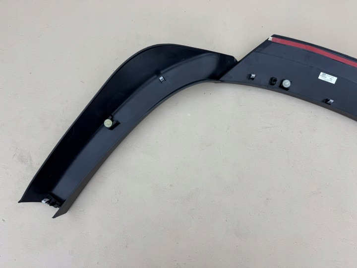 LAND ROVER DEFENDER 20R- MOULURE GARDE-BOUE DROITE ARRIÈRE DROIT L8BM-290E22-AB