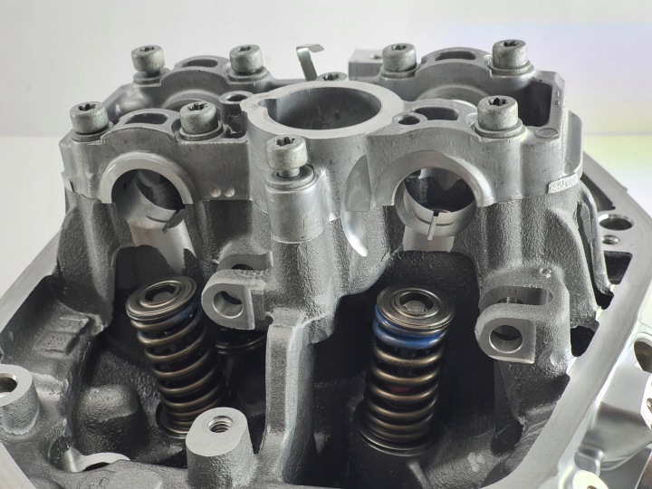 CULASSE DROITE BMW 1200 BMW 8546346