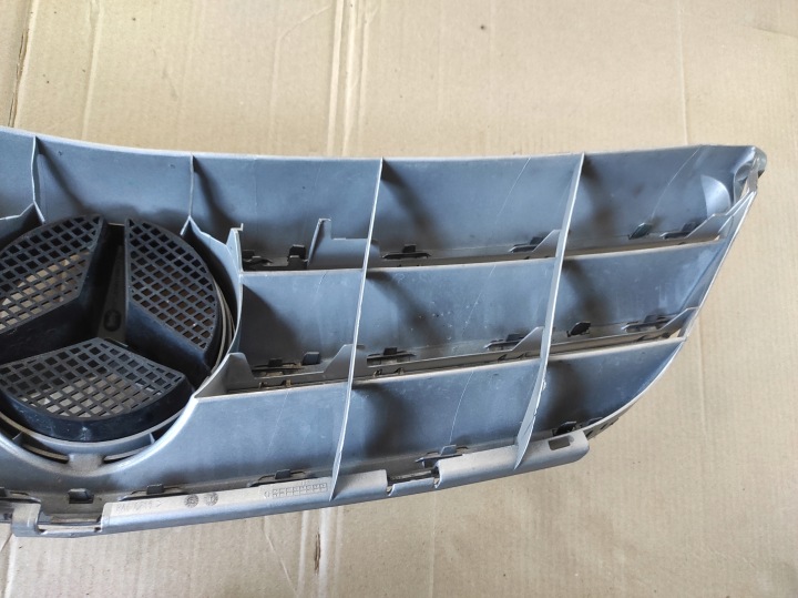 GRILLE CALANDRE MERCEDES B-KLASA W245 AVANT LIFT 05-08 A1698800883