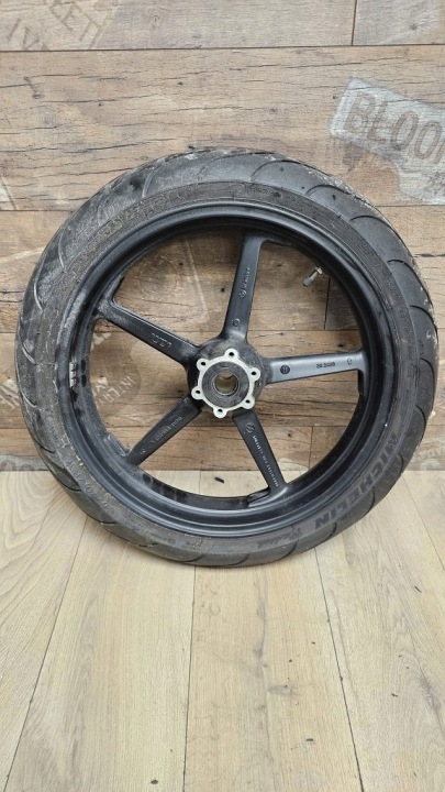 KOLO JANTE AVANT KTM DUKE 690 PNEU