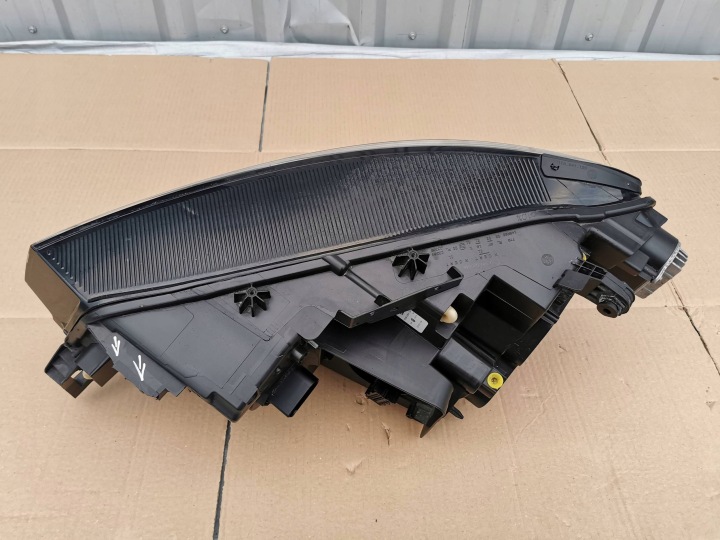 VW ID4 ID.4 11A 11B PHARE AVANT DROITE COMPLET LED EUROPE 11B941036H