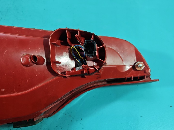 PHARE ARRIÈRE DROITE AUDI Q7 I 4L EUROPE 4L0945094G