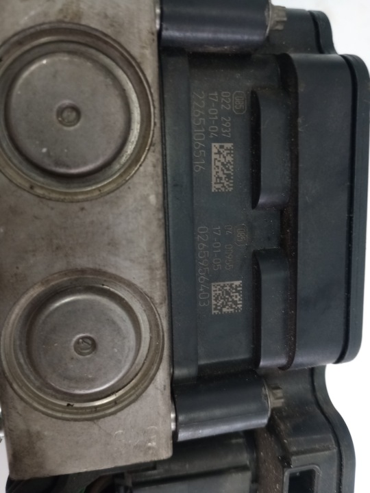 RENAULT POMPE ABS DE FREIN ABS 476605476R EUROPE