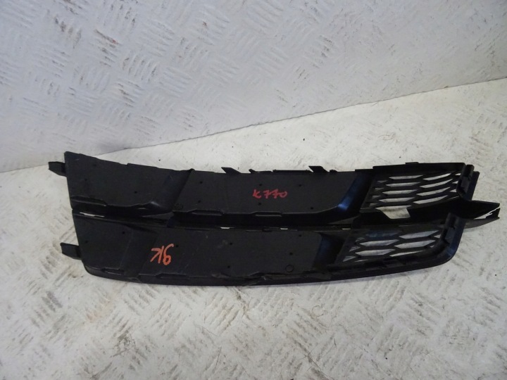 GRILLE PARE-CHOCS AVANT AVANT DROITE AUDI A6 C7 S-LINE 4G0807682AN