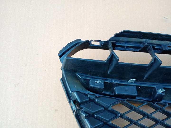 SUBARU XV GRILLE CALANDRE 2011R
