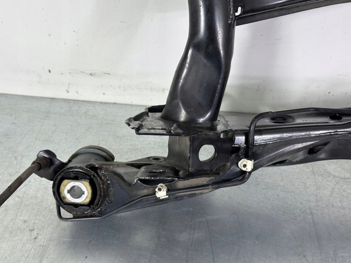 CHÂSSIS ARRIÈRE VOLKSWAGEN PASSAT B8 3Q0505235M