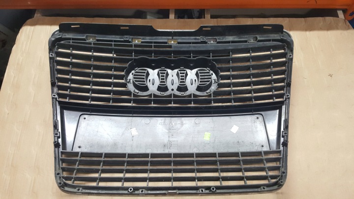 AUDI A6 C6 S-LINE 4F0853651S CALANDRE GRILLE GRILLE INSIGNE