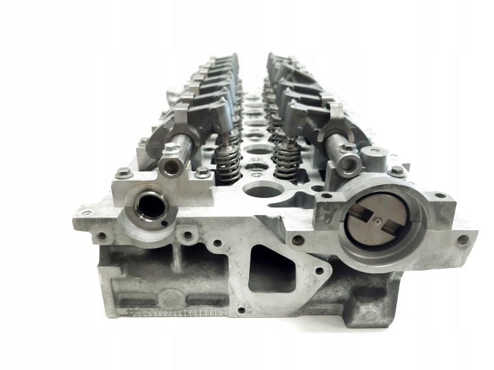 CULASSE RENAULT MASTER II 2.5 DCI 8200408638
