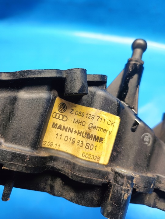 COLLECTEUR ADMISSION AUDI A6 C6 04-11R. 3.0 TDI