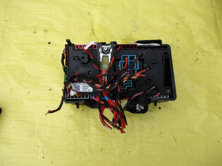 A2059068501 MERCEDES W205 UNIT FUSES A2059068501