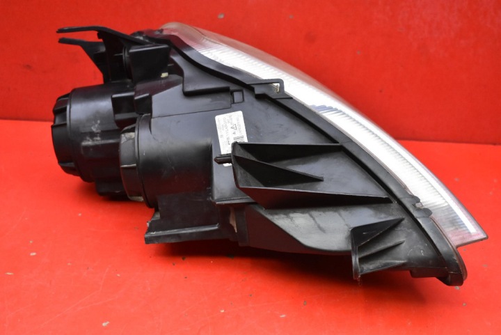 PROJECTEUR GAUCHE PHARE AVANT XÉNON EUROPE 1494320080 CITROEN C8 1 I 02-08