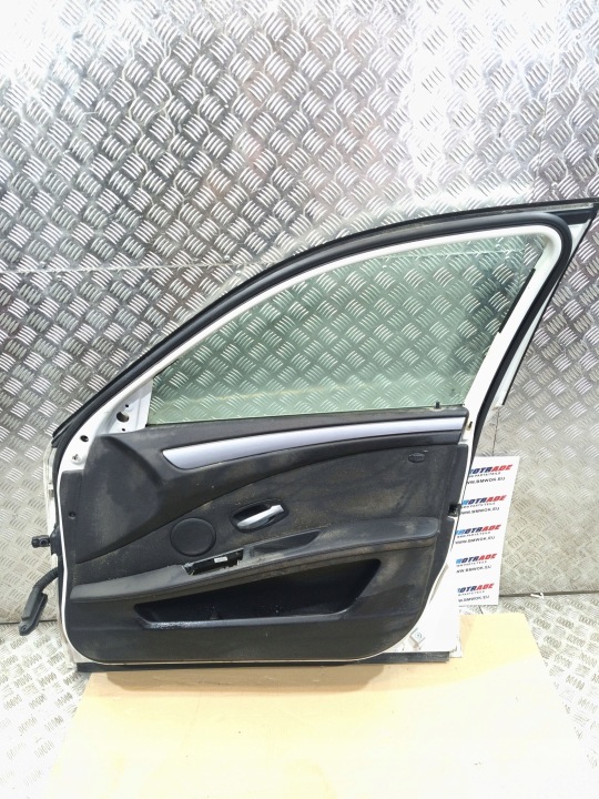 BMW SÉRIE 5 E60 E61 PORTES DROIT AVANT ALPINWEISS