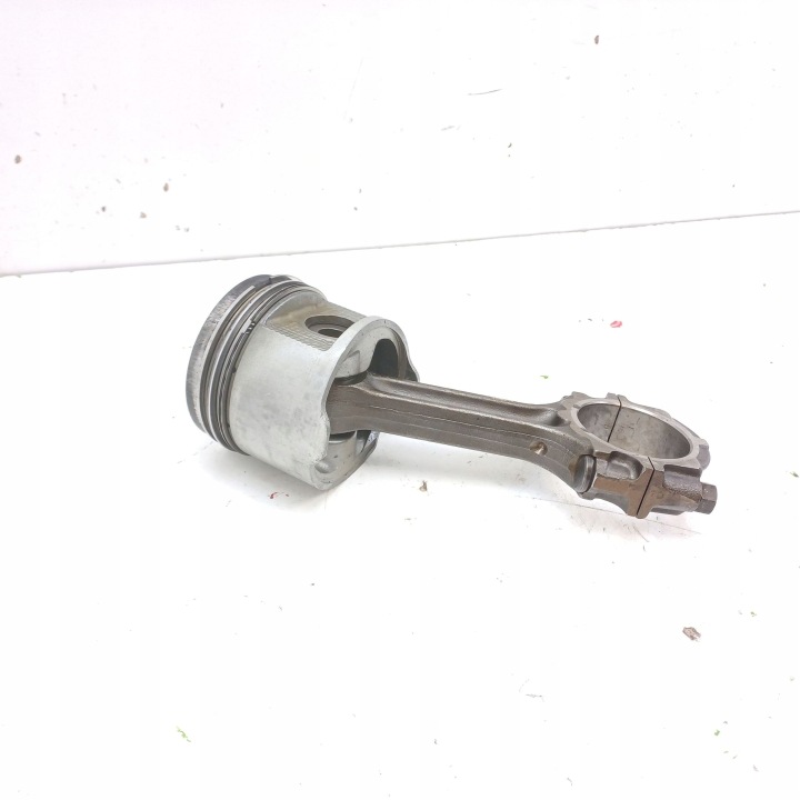 2004 NISSAN NAVARA D22 PISTON AVEC BIELLE EB3