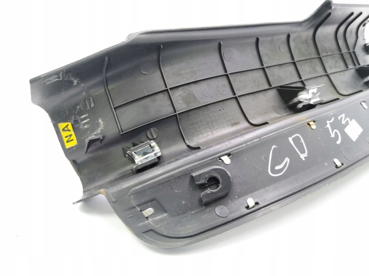 CHEVROLET CAPTIVA 2008 GAUCHE CÔTÉ MOULURE SEUIL ARRIÈRE