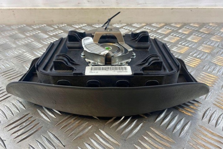AIRBAG CONDUCTEUR OPEL VIVARO FURGON (F7) 8200136332 2.5L DIESEL 2004
