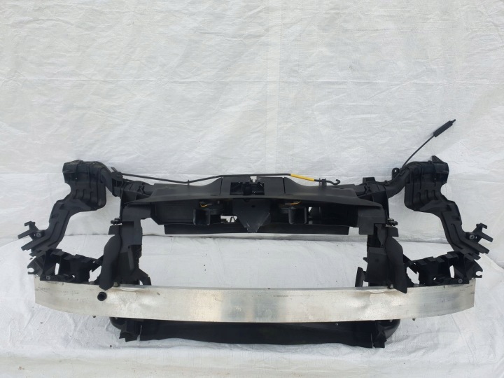 MERCEDES A-KLASA W169 04-08 PANNEAU AVANT RENFORCEMENT POUTRE SOUS PARE-CHOCS AVANT