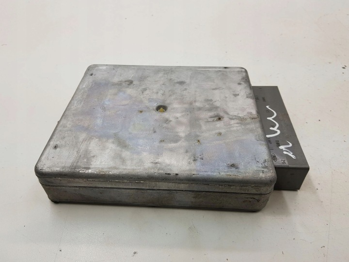 FORD FOCUS 2001 CONTRÔLEUR MODULE ECU