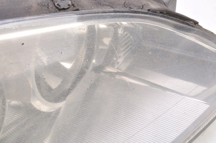 FORD MONDEO MK3 PHARE DROITE AVANT DROIT AVANT XÉNON EUROPE 1S71-13005-CJ