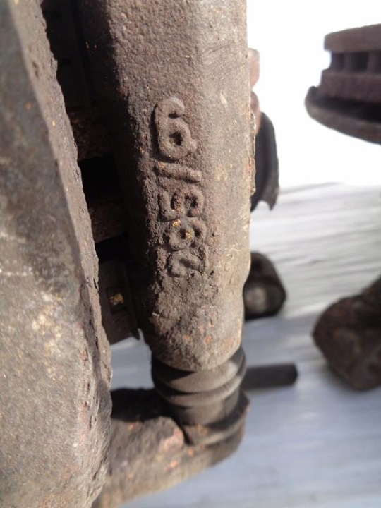 ROTULE DE DIRECTION MOYEU AVANT DROITE TOYOTA AVENSIS T25 2.0D4D 126KM 5X100