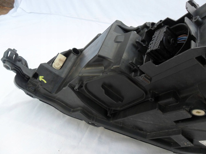 PROJECTEUR AVANT CÔTÉ GAUCHE VOLKSWAGEN T-ROC 2GA941035AH