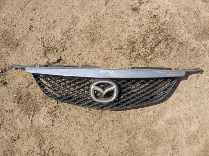 GRILLE MAZDA C10050712