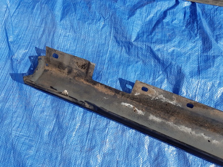 MERCEDES W204 AMG BERLINE UNIVERSEL MOULURE SEUIL GAUCHE C197 197 2046981354