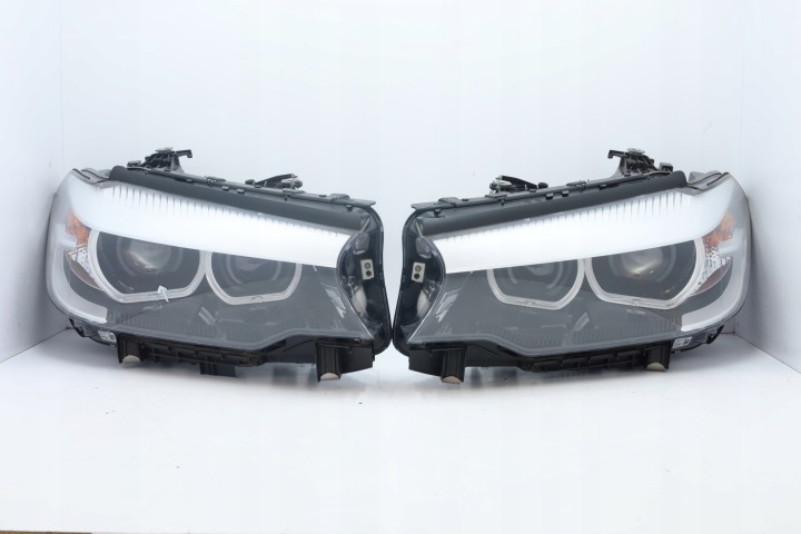 PHARE GAUCHE DROITE AVANT AVANT BMW G30 LED 8499116 8499115
