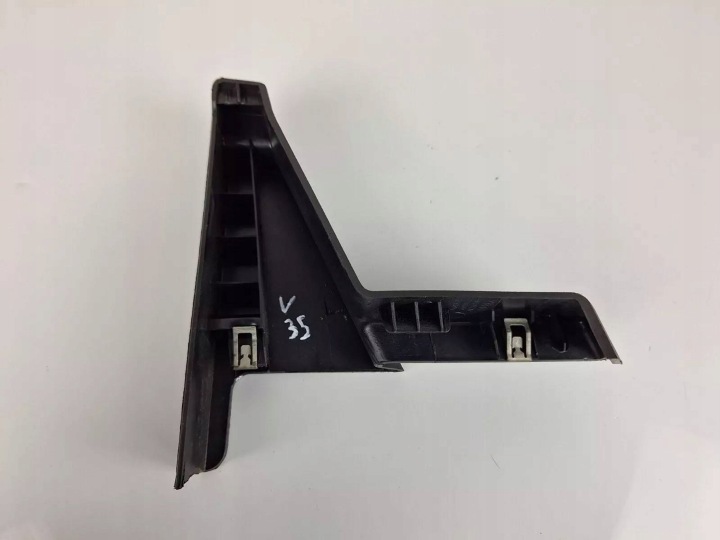 FIXATION RIDEAUX COUVERCLES DE COFFRE AUDI A3 S3 8V 8V0863424A