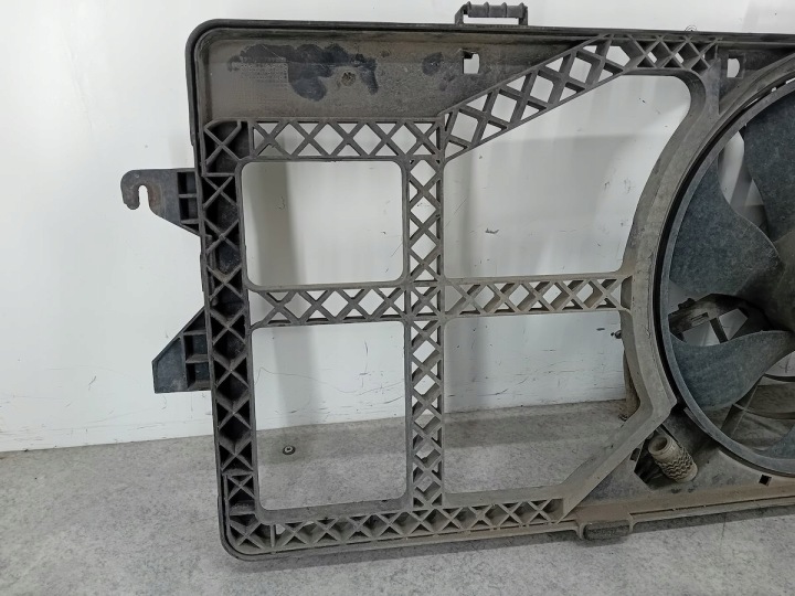 VENTILATEUR RADIATEUR FORD TRANSIT V 1C158C607AF C9G4A 2.0 TD