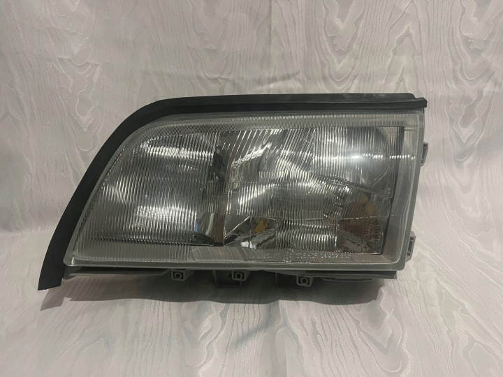 PROJECTEUR GAUCHE PHARE MERCEDES C CLASSE W180 W202 1993-1996 ORIGINAL VALEO