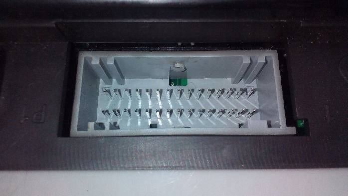 COMPTEUR RENAULT SCENIC II 1,9 DCI 8200704463A
