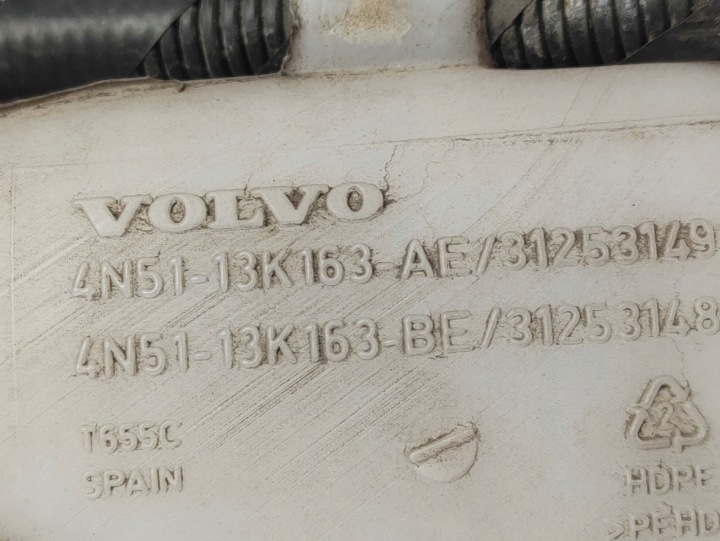 RÉSERVOIR LAVE-GLACES COMPLET VOLVO V50 LIFT 31253149