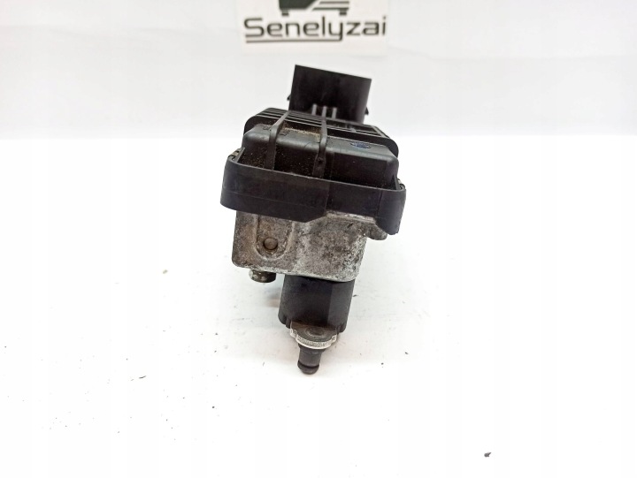 BMW 3 E92 E93 2010 SERVOMOTEUR GUIDE TURBINES
