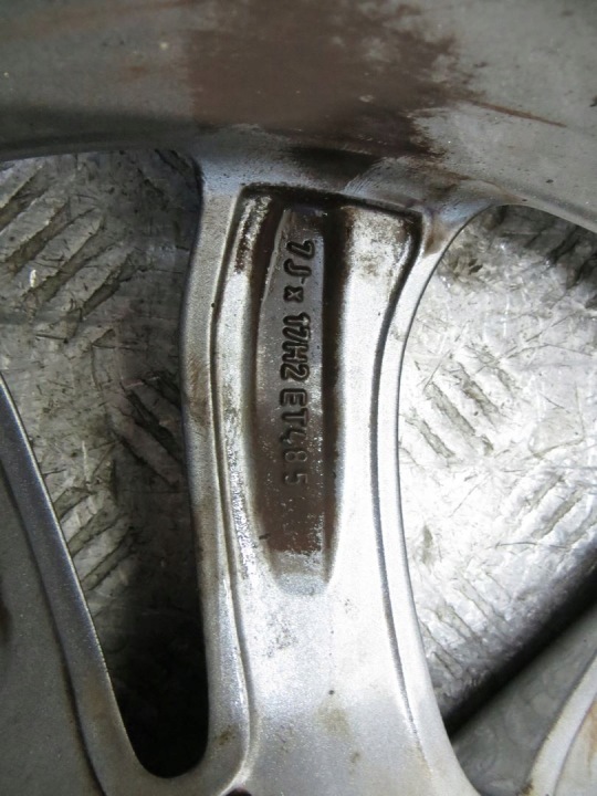MERCEDES W205 JANTES ALUMINIUM 8JX17 ET54 7X17 ET48.5 5X112 A2054013900