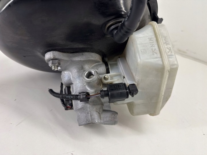 SERVO FREIN PORSCHE CAYENNE (92A) 7P0612101G