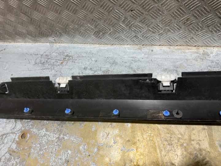 CITROEN C3 III LIFT MOULURE REVÊTEMENT SEUIL DROITE SEUIL DROIT CALICE WLKP