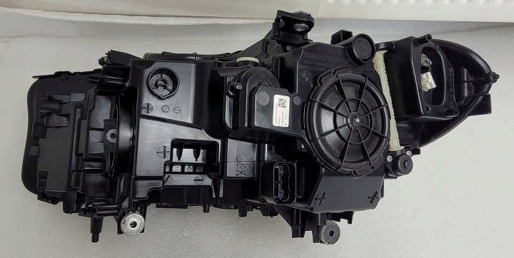 PHARE DROITE AVANT BMW 5 G30 G31 ADAPTIVE LED 2017- 7439210-01
