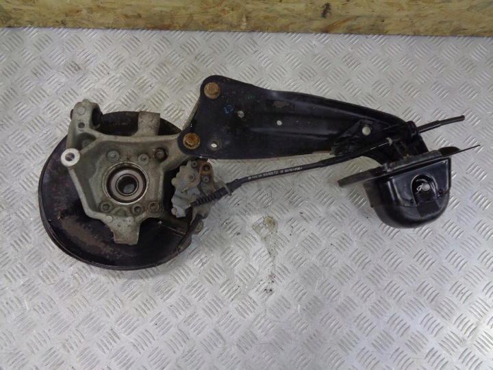 ROTULE DE DIRECTION MOYEU BRAS DE SUSPENSION DROIT ARRIÈRE SKODA YETI 4X4 1.4 TSI 2009- 3C0505436G