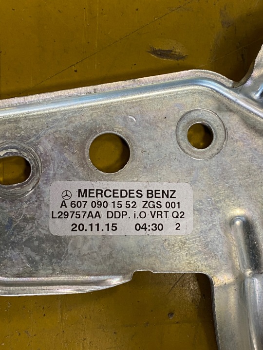 POIGNÉE FIXATION FILTRE CARBURANTS MERCEDES INFNITI Q30