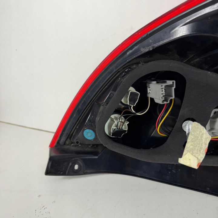 PHARE DROIT ARRIÈRE DROITE ARRIÈRE FORD FIESTA MK7 LIFT OE ORIGINAL C1BB-13404-A