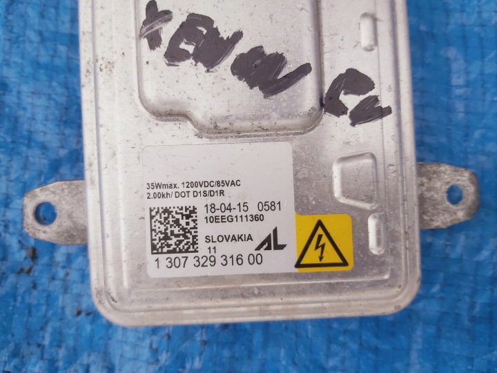OPEL-CZESCI ZAFIRA C MODULE CONVERTISSEUR XÉNON PHARES AVANT 130732931600