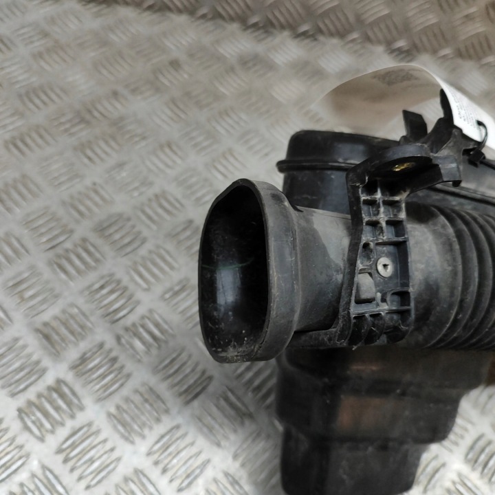 TOYOTA PRIUS+ (ZVW40) 2012 RÉSONATEUR CONDUIT D'AIR AIR