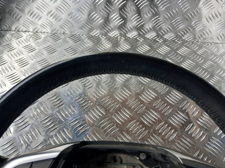 CITROEN C4 II B7 VOLANT 96720517ZD