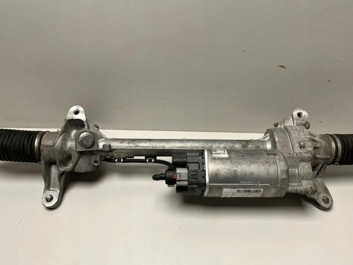 BMW 5 G30 G31 2018 R CRÉMAILLÈRE DE DIRECTION CRÉMAILLÈRE DE DIRECTION 6891868
