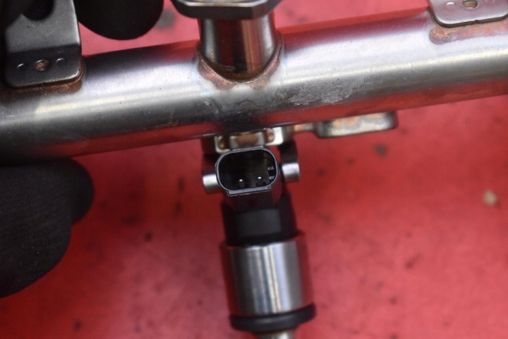 MOULURE INJECTION INJECTEURS 35300-2M400 KIA SPORTAGE 5 V 1.6 T-GDI 150KM 21-25